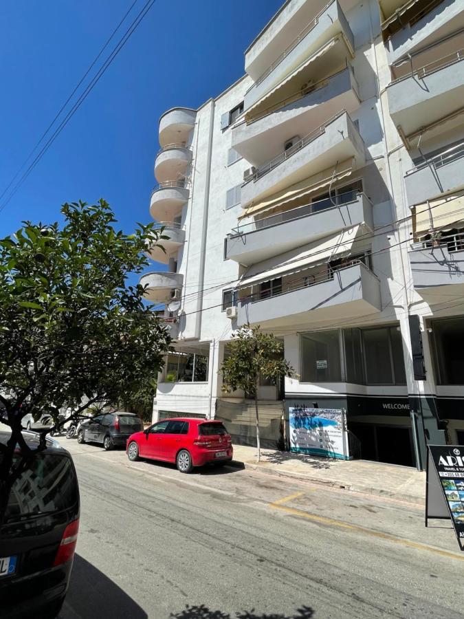 Alpha Lux Apartment Sarandë Buitenkant foto